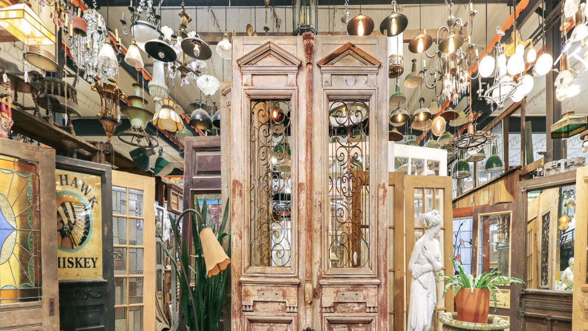 Bayrampaşa Antika Eşya Alanlar